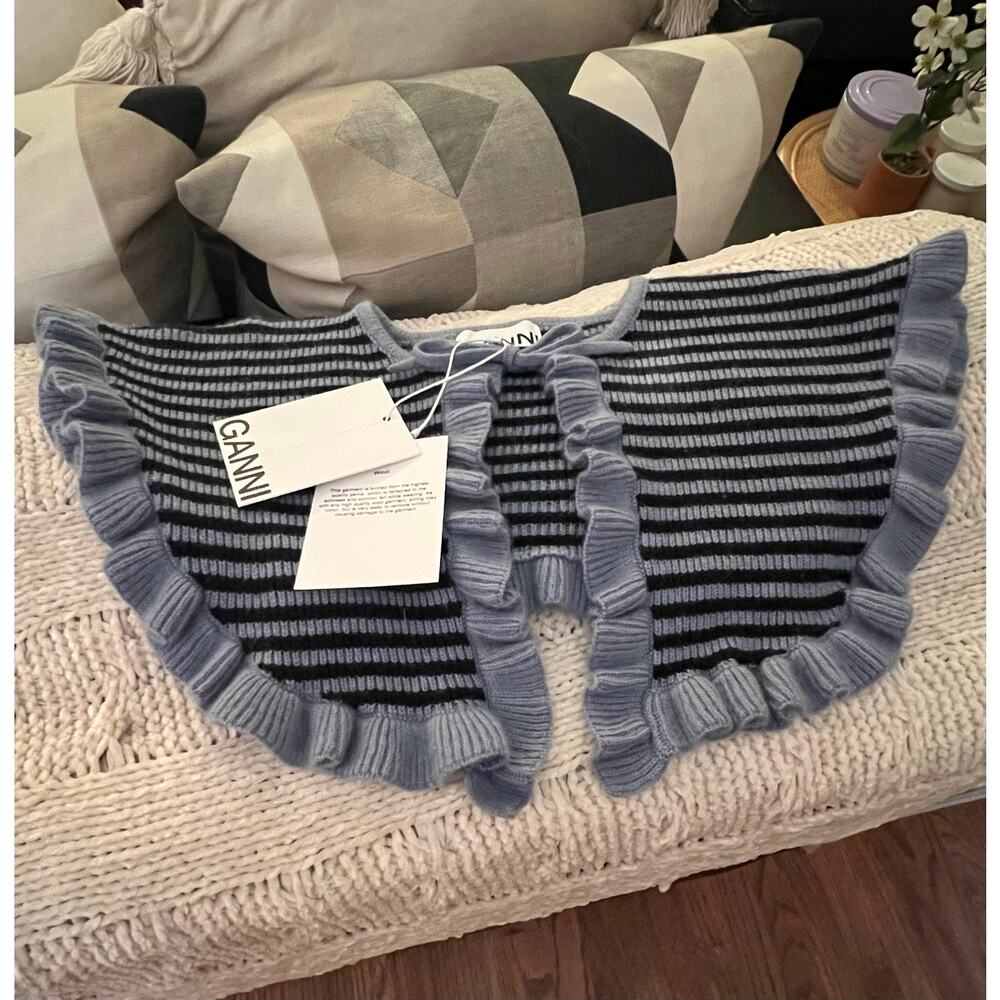 GANNI Striped Ruffled Wool and Cashmere-blend collar in Sky Captain NWT✨ - Picture 2 of 2